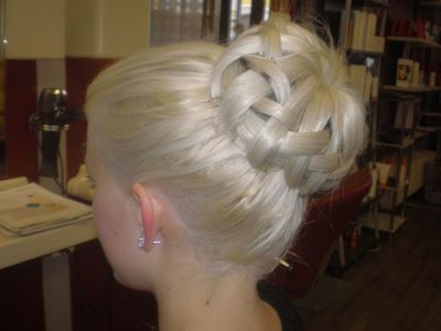 haircut_54e4e6307ea2f